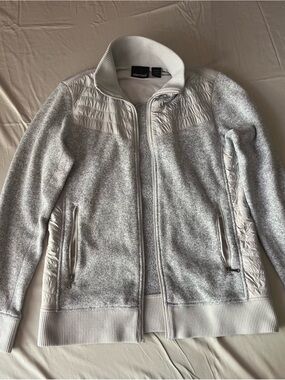 Marmot Women's Light Gray Quilted-Fleece Jacket